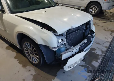 2007 Chrysler 300 Touring z USA, uszkodzony, nr VIN 2C3KA53G97H833656